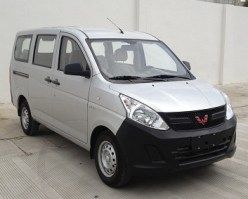 五菱牌LZW6446JY型多用途乘用车