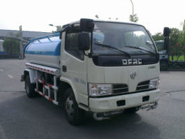 洒水车