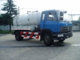 吸污车