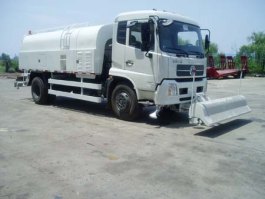 清洗车