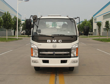 奔马BM4020GYJ911罐式低速货车公告图片