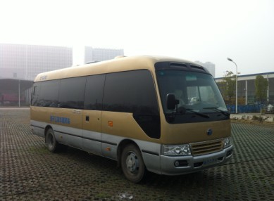 扬子江7米10-18座城市客车(WG6700CQN4)