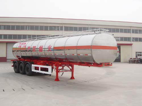通华11.7米27.5吨3轴化工液体运输半挂车(THT9402GHY)