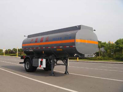 通华6.8米12.5吨1轴化工液体运输半挂车(THT9180GHY)
