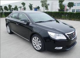 上海牌CSA7301CDAD型轿车