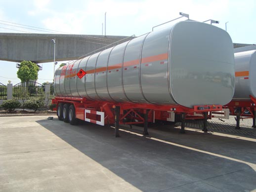 安通12.4米31吨3轴易燃液体罐式运输半挂车(CHG9407GRY)
