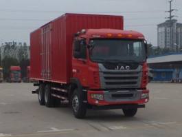 厢式运输车