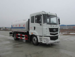 洒水车