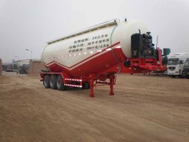 下灰半挂车