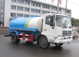 洒水车