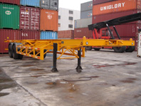 常春宇创12.5米30.5吨2轴骨架式集装箱半挂车(FCC9350TJZ)