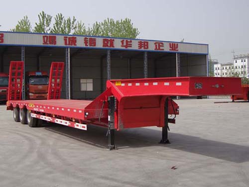 国世华邦13米30.5吨3轴低平板半挂车(XHB9401TDP)