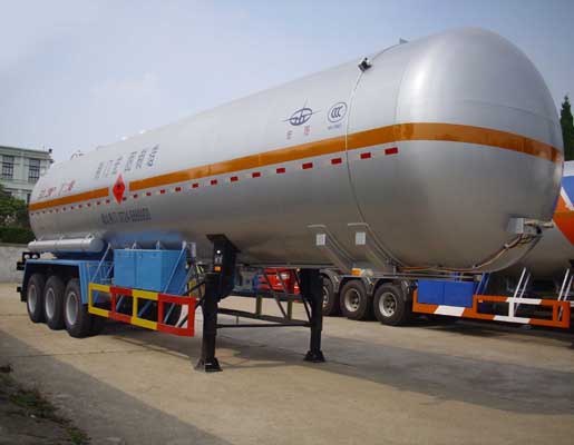 宏图12米29.3吨3轴液化气体运输半挂车(HT9408GYQ4A)