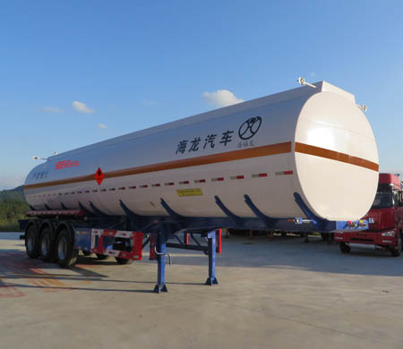 普诚11.4米32.5吨3轴易燃液体罐式运输半挂车(PC9403GRYG)