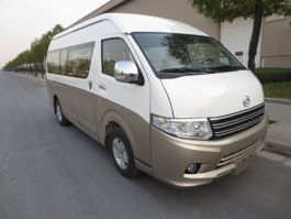 轻型客车