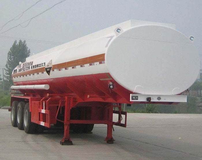 齐鲁中亚10米31.5吨3轴腐蚀性物品罐式运输半挂车(DEZ9402GFW)