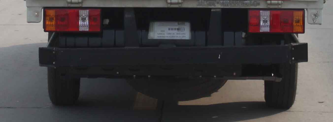 福田牌BJ5022XXY-D2厢式运输车公告图片