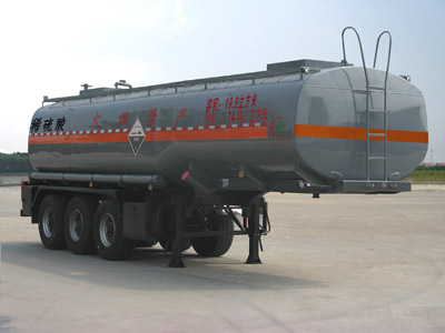 程力威10.5米33吨3轴腐蚀性物品罐式运输半挂车(CLW9403GFW)