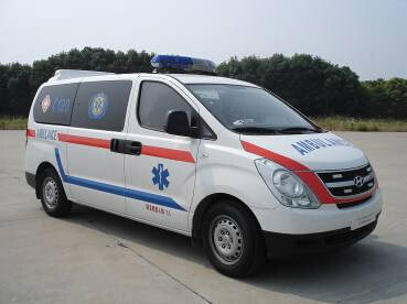 PC5030XJHFXBH1 凌扬牌救护车图片