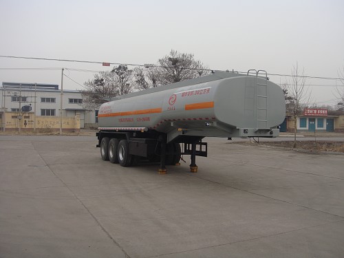 福玺11.1米30.5吨3轴腐蚀性物品罐式运输半挂车(XCF9400GFWD)