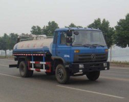 吸粪车