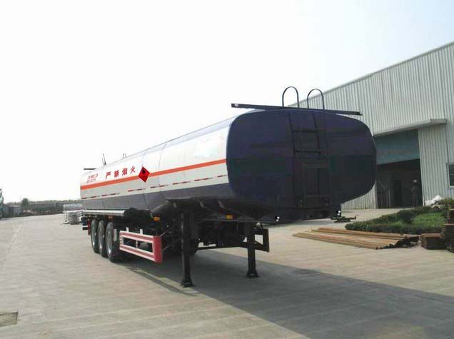 瑞江10.7米30.6吨3轴化工液体运输半挂车(WL9409GHYA)