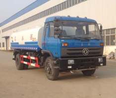 洒水车