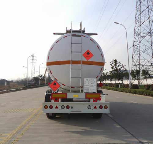 瑞江WL9409GRYB易燃液体罐式运输半挂车公告图片