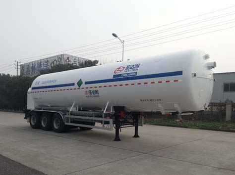 圣达因12.1米26.5吨3轴低温液体运输半挂车(SDY9406GDYN)