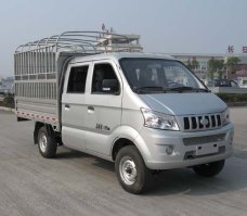 仓栅式运输车