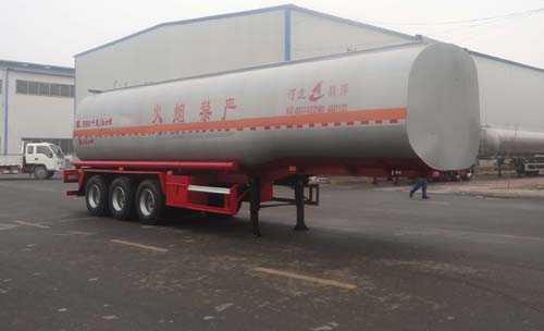 昌骅10.8米31.2吨3轴易燃液体罐式运输半挂车(HCH9401GRYK)