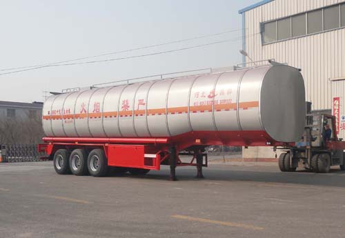 昌骅11.7米30.5吨3轴易燃液体罐式运输半挂车(HCH9401GRYL)