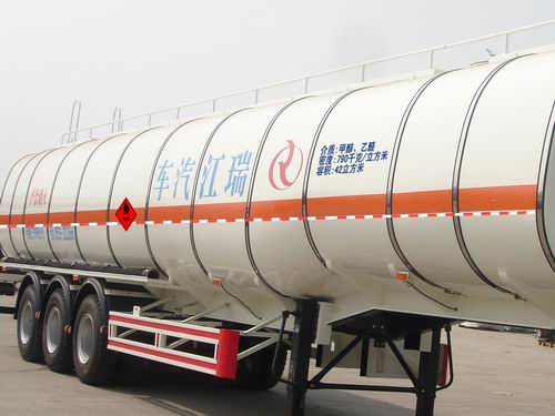 瑞江WL9400GRYC易燃液体罐式运输半挂车公告图片