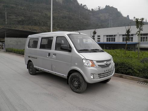 LF6420D型短头乘用车
