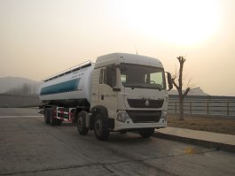低密度粉粒物料运输车
