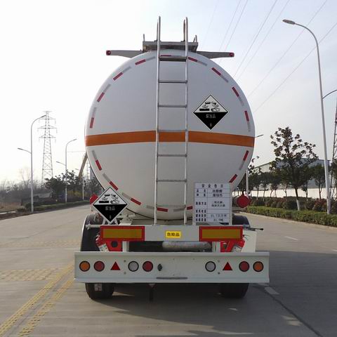 瑞江WL9402GFWB腐蚀性物品罐式运输半挂车公告图片
