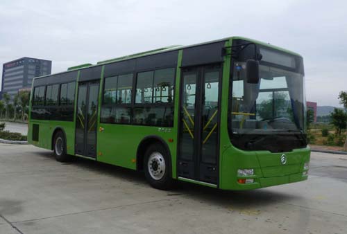 金旅10.5米20-40座混合动力城市客车(XML6105JHEVA8C)