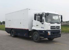 净水车