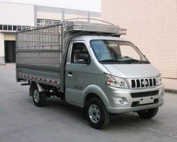 仓栅式运输车