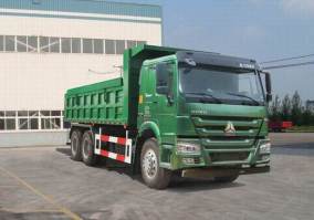 豪沃牌ZZ5257ZLJN3847D1自卸式垃圾车