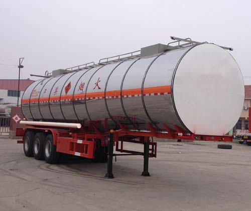 华昌12米31吨3轴易燃液体罐式运输半挂车(QDJ9400GRYA)