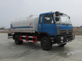 绿化喷洒车