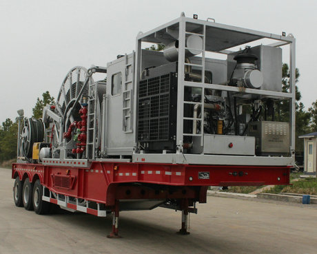 科瑞12米3轴连续油管作业半挂车(KRT9450TLG)