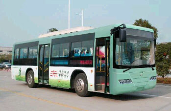 卡威10.5米24-41座纯电动城市客车(JNQ6105GEV)