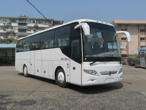 亚星11.1米24-51座客车(YBL6111HCJ)