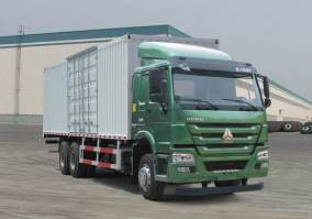豪沃牌ZZ5257XXYM4347D1厢式运输车