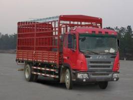 仓栅式运输车