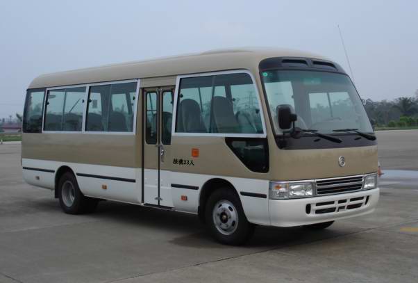 金旅7米10-23座客车(XML6700J68)