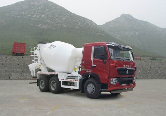ZZ5257GJBV384HD1型混凝土搅拌运输车图片