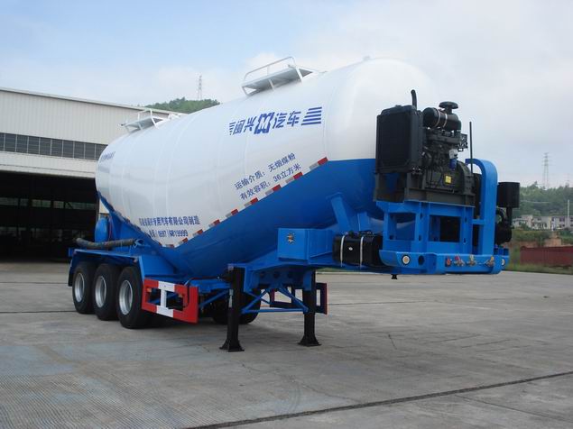 闽兴9.9米32吨3轴中密度粉粒物料运输半挂车(FM9403GFL)